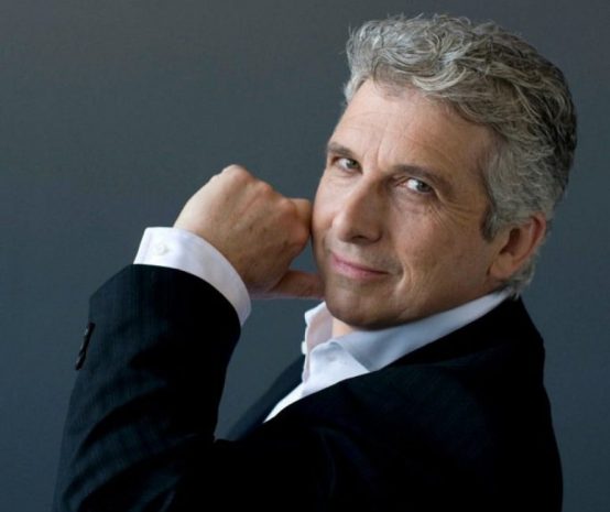tso_music_director_peter_oundjian_photo_credit_sian_richards-jpg-size-custom-crop-774x650